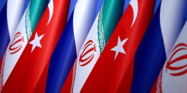 Türkiye-Rusya-İran-Bayrakları