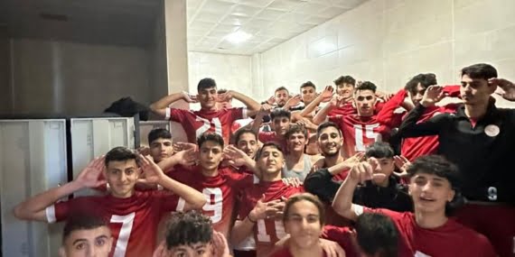 Petrolspor U17 futbol takımı şampiyon oldu