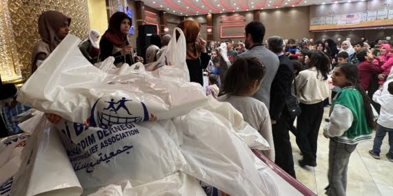Yedi Başak İnsani Yardım Derneği, yetim çocukları iftar programında ağırladı
