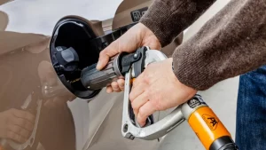 araciniza-sakin-lpg-almayin-bekleyin-aylar-sonra-lpgye-2-liradan-fazla-indirim-geliyor-bir-depoda-140-tl-daha-az-odencek-4z82