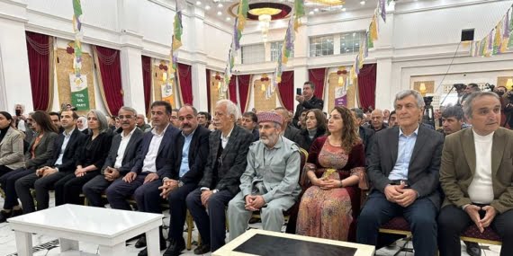 Kürt Özgürlük ve Demokrasi İttifakı Diyarbakır’da açıklama yaptı