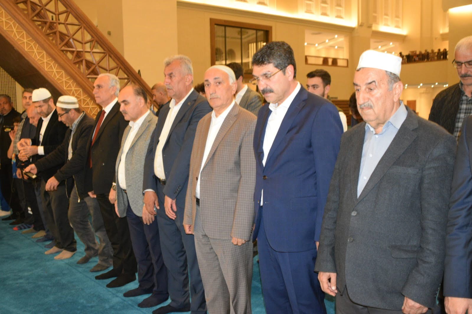Esentepe’de yapılan Necat Nasıroğlu Külliyesi'nde ilk namaz kılındı