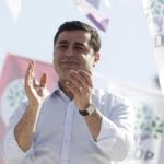 Diyarbakır merkezli bir operasyon daha! Gazeteciler gözaltına alındı thumbnail