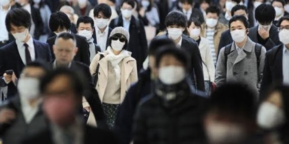 ‘Gülmeyi unutan’ Japonlar: ‘Maskeden ötürü toplum içinde gülümseyemedim’