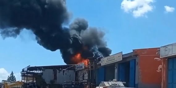 Batman Ek Sanayi Sitesinde korkutan yangın