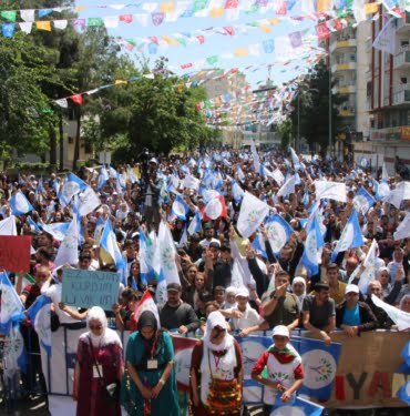 yeşil sol parti batman mitingi