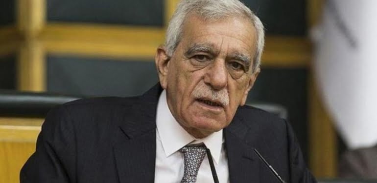 ahmet türk