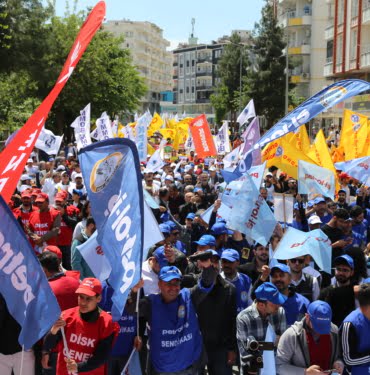 btm-01-05-2023-mayis-batman-miting-basladi4