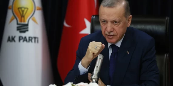 Erdoğan’dan  yerel seçim için kurmaylarına ‘sahayı boş bırakmayın’ talimatı