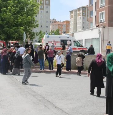 s-c6dd3ab61c92a8d70fb7ce149af1de028a2bdca6