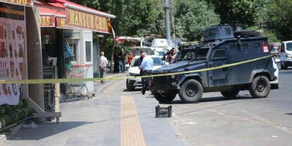 Diyarbakır’da mahalle bekçisi, bekçi kuzeni ile kardeşini öldürdü