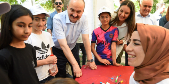 Çevre ve Çocuk Şenliği’nde çocuklar doyasıya eğlendi
