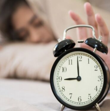 Uyku-problemi-kotu-aliskanliklari-tetikliyor-281952big