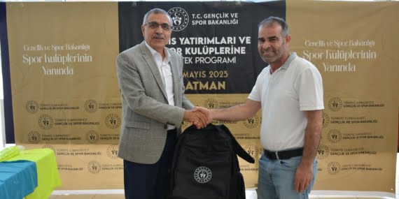Batman Gençlik ve Spor İl Müdürlüğü’nden 64 kulübe malzeme yardımı