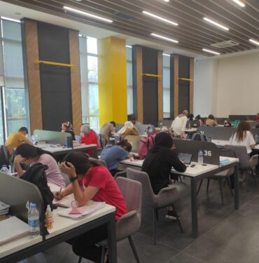 şenay aybüke kütüphane c