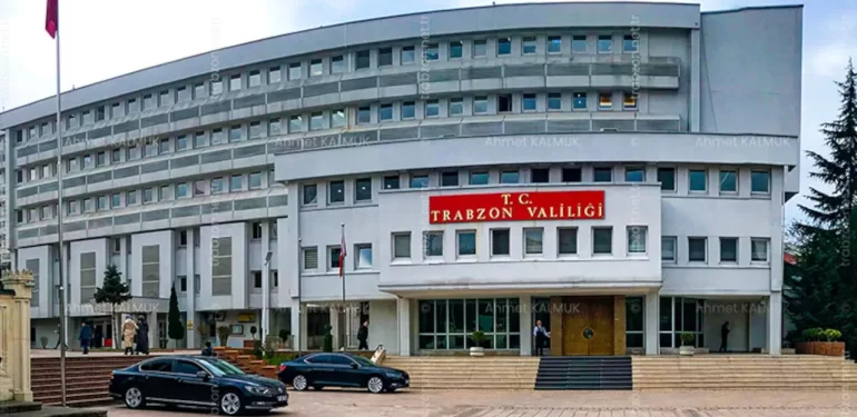 trabzon-valiligi-rhGj_cover.jpg