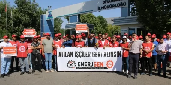İşten atılan DEDAŞ işçileri oturma eylemi başlattı