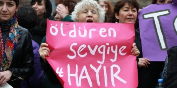 Kadınlar en çok evli olduğu erkekler tarafından katlediliyor