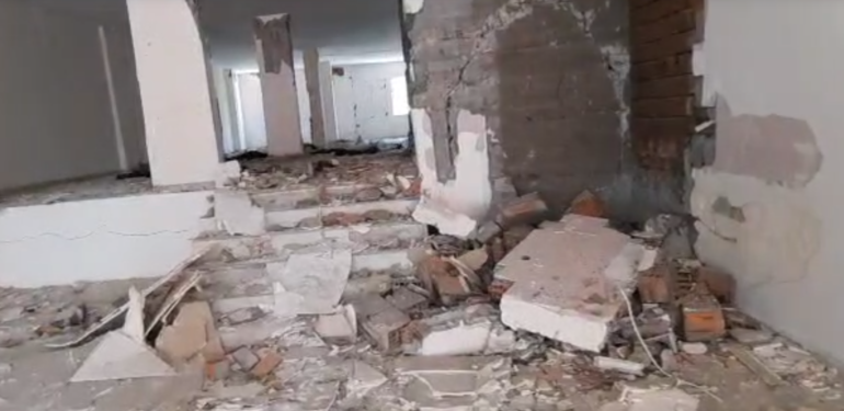 Adsız