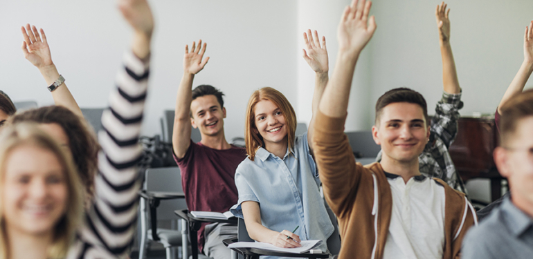 Genclerin-umudu-yurtdisi-Yabanci-okullara-basvuru-sayisi-katlandi