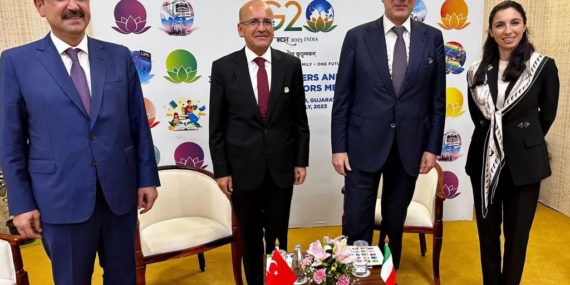 Batman Ak Parti Milletvekili Ferhat Nasıroğlu, Hindistan’a gitti