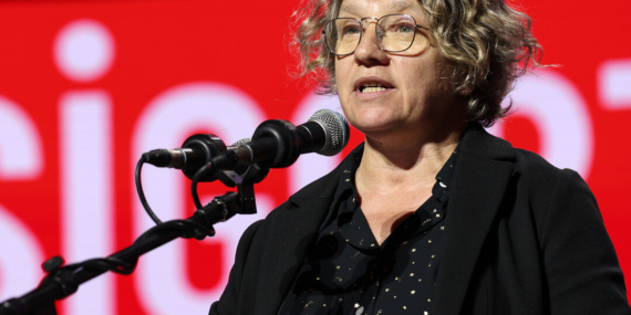 Hacer Foggo: Seçim sonuçları nedeniyle 1000’den fazla aile yoksullara burs desteğini kesti