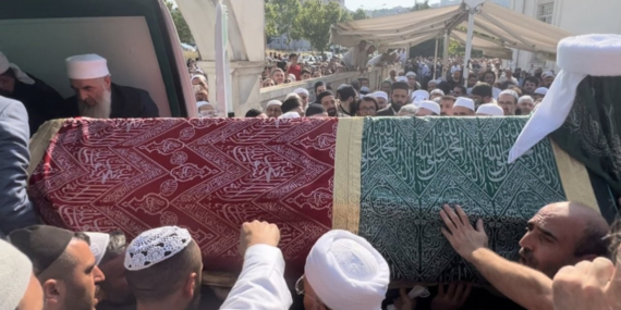 Menzil cemaatinin lideri Elhüseyni Adıyaman’da defnedildi