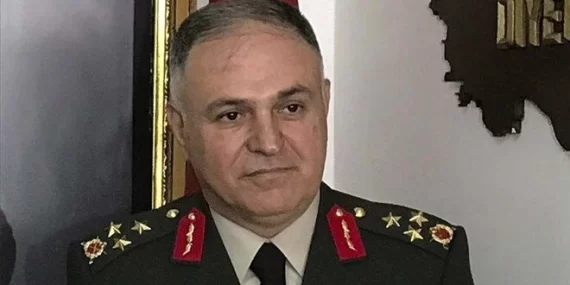 Metin Gürak kimdir, nereli? Yeni Genelkurmay Başkanı Mardinli Metin Gürak kaç yaşında, nereli ve hangi görevlerde bulundu? Metin Gürak, 20 Ağustos 1960 tarihinde Mardin’in Kızıltepe ilçesinde doğdu