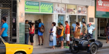 ATM-kullanimina-yasak-geldi-nakit-islemler-sinirlandirildi