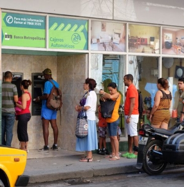 ATM-kullanimina-yasak-geldi-nakit-islemler-sinirlandirildi