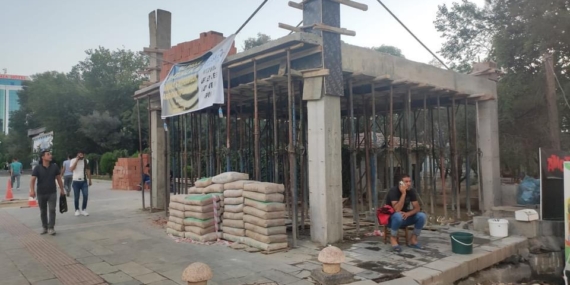 Diyarbakır Caddesine yapılan inşaatlara sert tepkiler: ‘Yıkın bu ucubeleri’