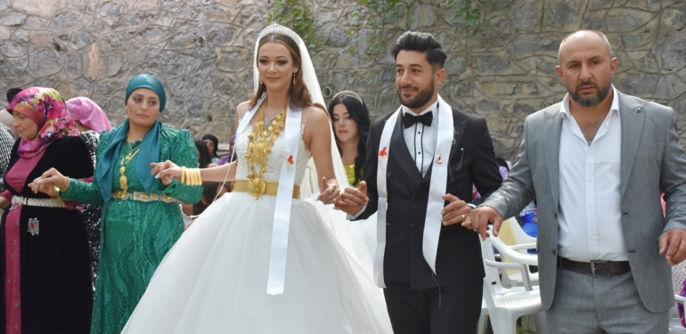 Z HAKKARİ ALMANYA