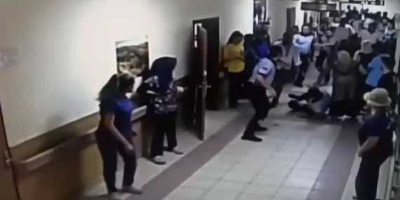 Hastane basıp güvenlik görevlilerini darp ettiler