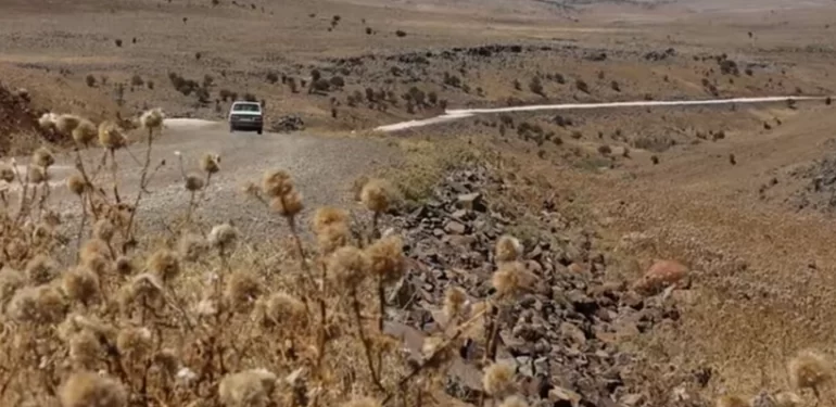 diyarbakir-cermikte-2-koyde-aylardir-su-sorunu-mevcut-koyluler-isyan-etti-bize-de-sahip-cikin-biz-de-insaniz-dedi-ikaH