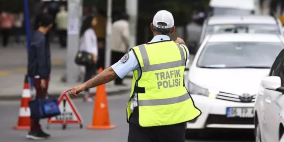 Ağır trafik geliyor: Yeni düzenleme meclis’ten geçti