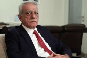 Ahmet türk2
