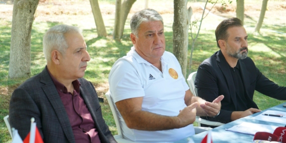 TPAO Batman Petrolspor teknik heyet ve yönetim basınla bir araya geldi