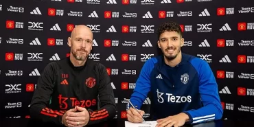 altay-bayindir-resmen-manchester-united-ta-218-webp