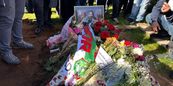 Kürt sanatçı Beytocan’ın cenazesi sevenleri tarafından Stockholm’da defnedildi