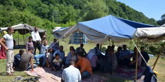 ‘Mevsimlik köle’ tarım işçileri. Kürdün ekmek için zorlu yaşam savaşı