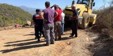 kullandigi-silindirin-altinda-kalan-surucu-16361842_amp