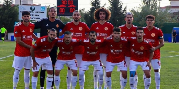 Batman Petrolspor Play-Off hazırlıklarına Bolu kampında başladı