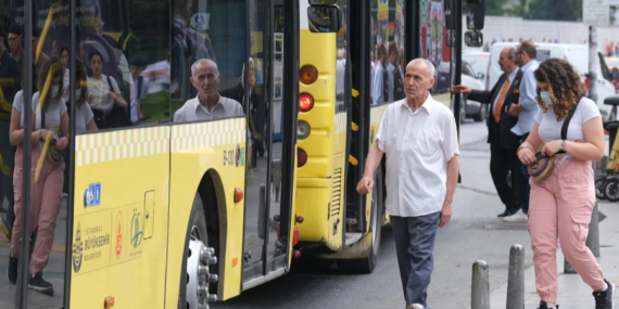 65 yaş üzeri artık istediği gibi otobüse ücretsiz  binemeyecek!