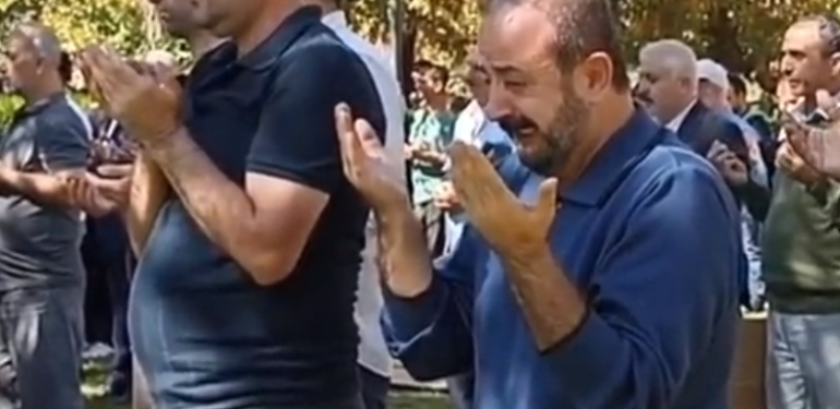 Adsız