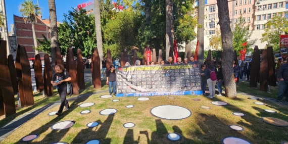 Katliamın üzerinden 8 yıl geçti: Ankara Katliamı’nda yaşamını yitirenler anıldı