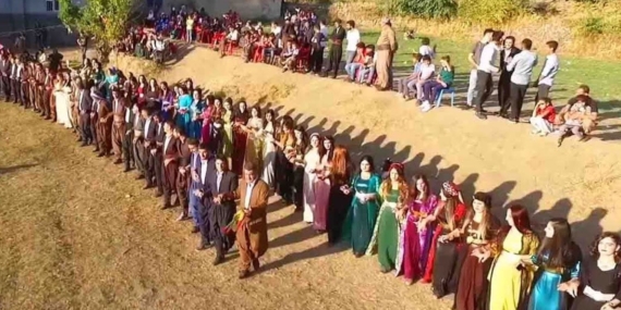 Düğünde Kürtçe şarkı PKK propagandası sayıldı: 2’si şarkıcı 23 gözaltı