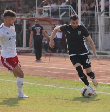 efeler-09-sfk-batman-petrolspor-fotograflar-J5tVWn6t