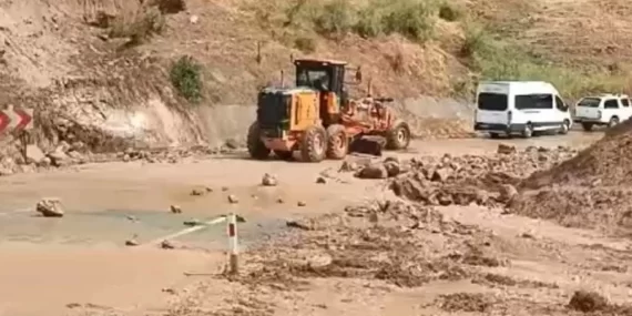 Sason’da şiddetli yağmur sele neden oldu