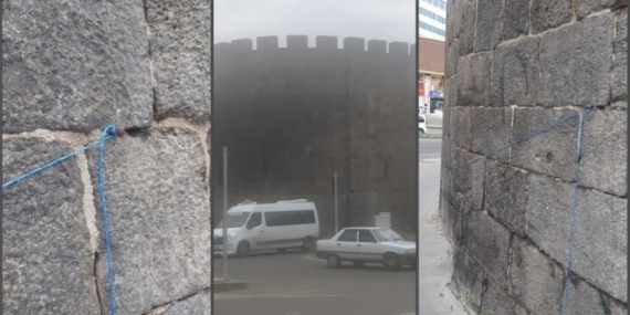 Surlara asılan poster indirildi