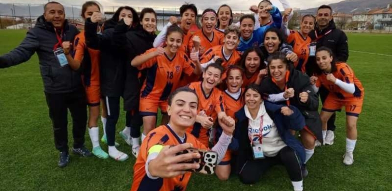 Belediyespor Kadın Futbol Takım Görsel 2